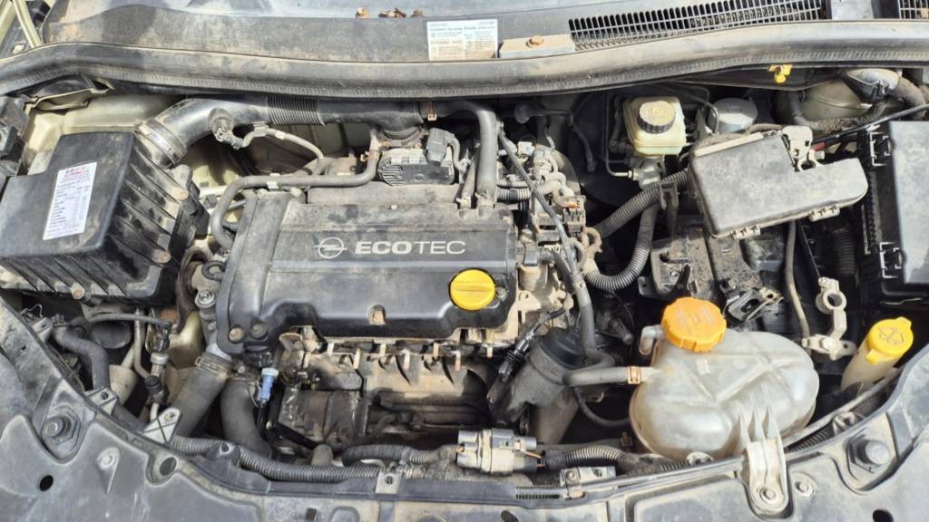 Opel Corsa D 1,2i 59kw kód motora:Z12XEP