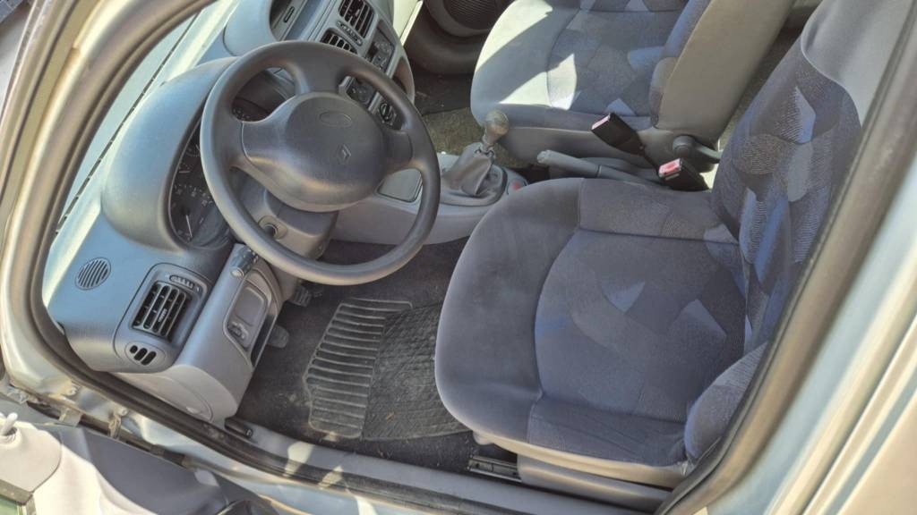 Renault Clio 1,4i 72kw kód motora: K4JA7