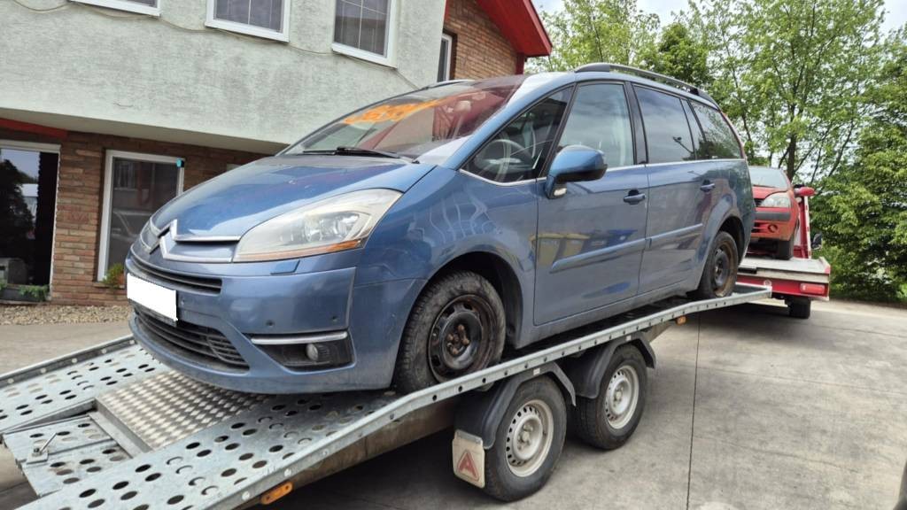 Citroen C4 1,6HDI 80kw kód motora: 9HY