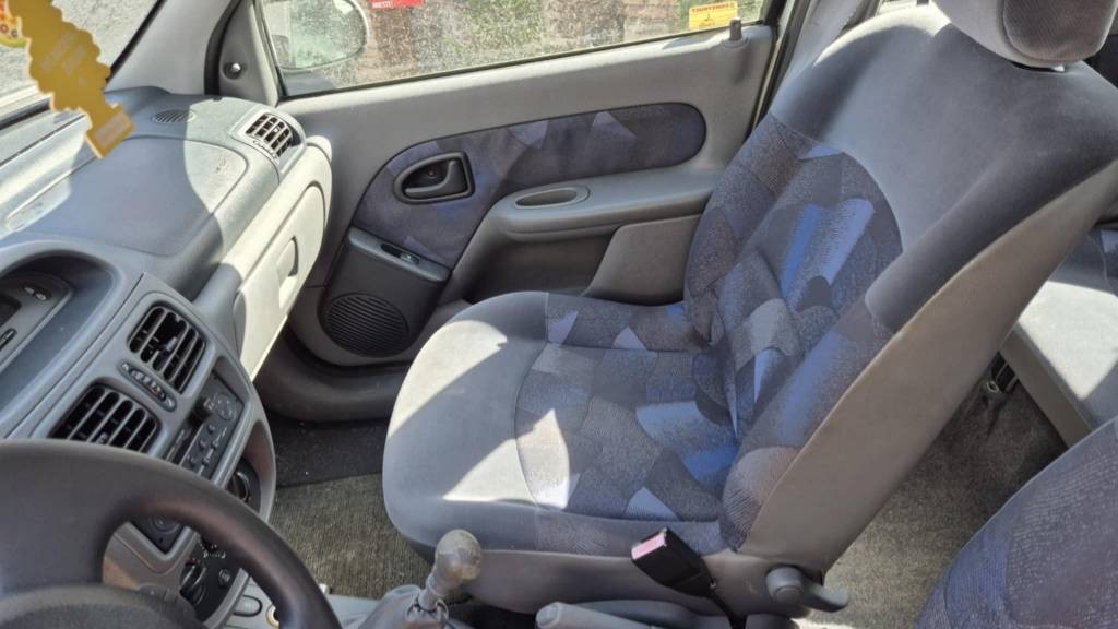Renault Clio 1,4i 72kw kód motora: K4JA7