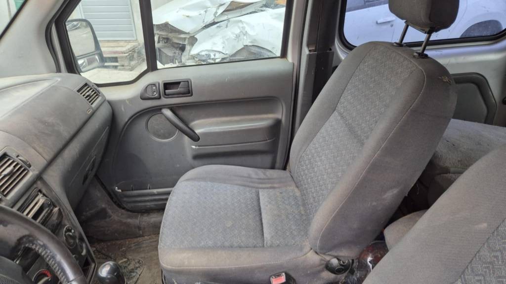 Ford Transit Tourneo Connect 1,8TDCI 66kw kód:HCPB