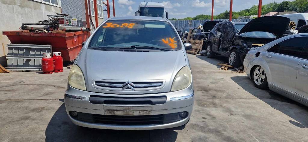 Citroen Xsara Picasso 1,6i 70kw kód motora: NFV