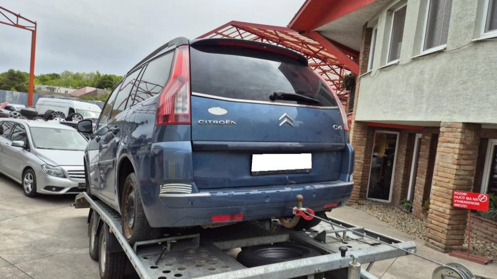 Citroen C4 1,6HDI 80kw kód motora: 9HY
