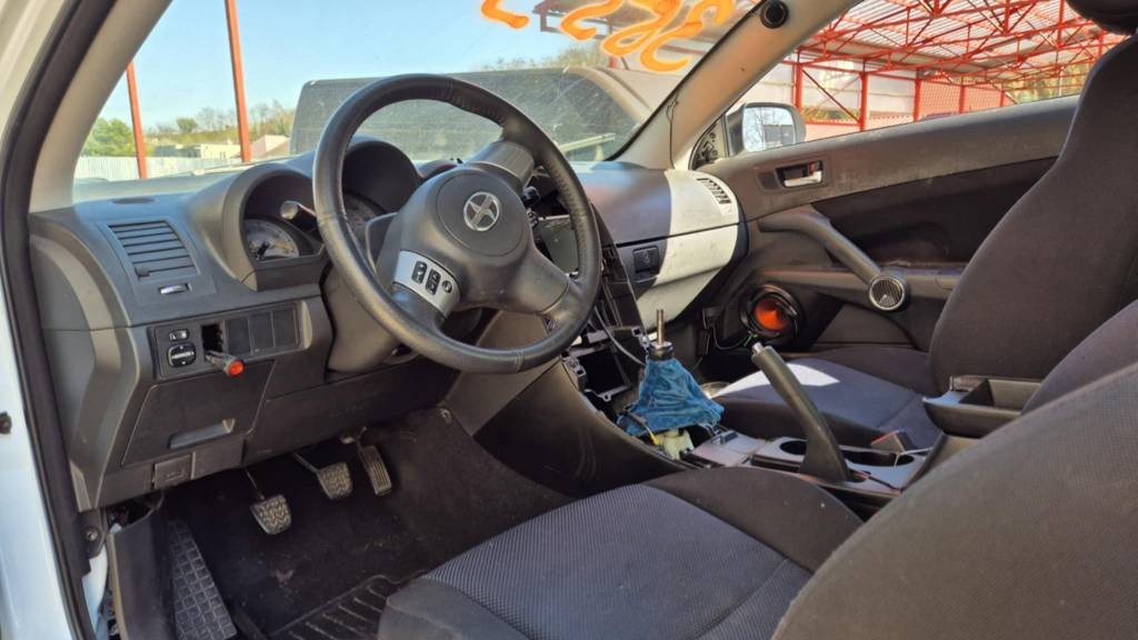 Toyota Scion 2,4DOHC 118kw