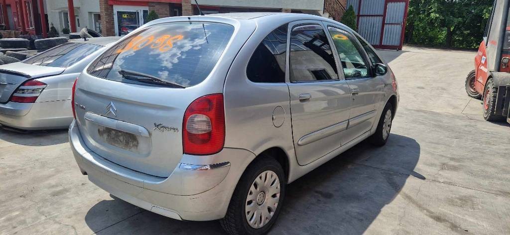 Citroen Xsara Picasso 1,6i 70kw kód motora: NFV