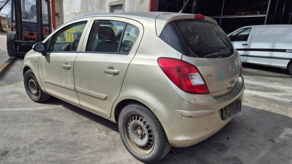 Opel Corsa D 1,2i 59kw kód motora:Z12XEP