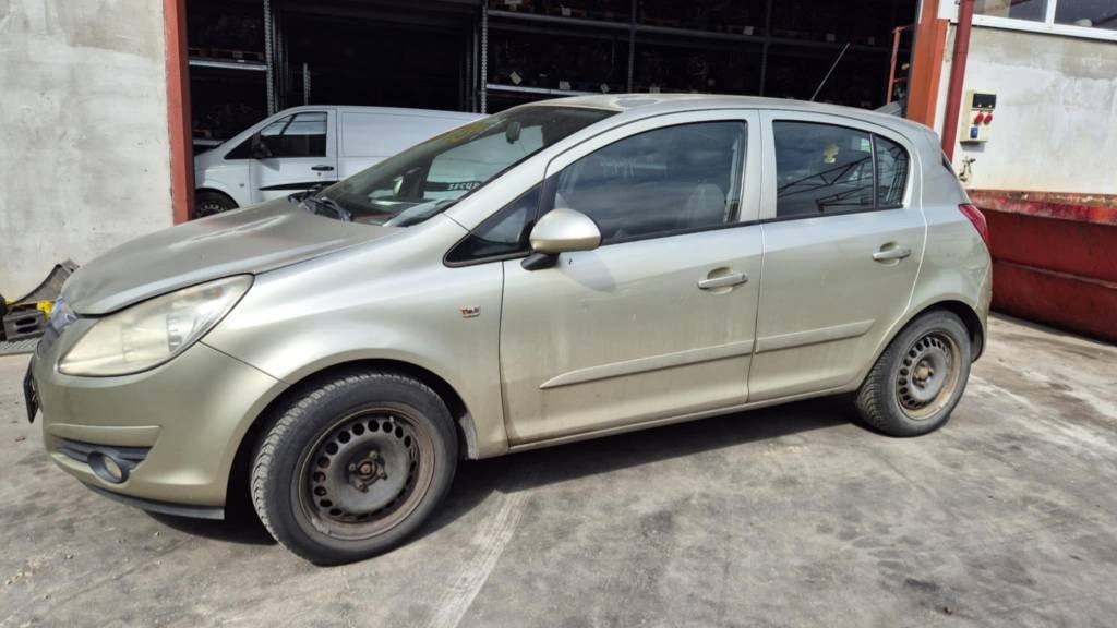 Opel Corsa D 1,2i 59kw kód motora:Z12XEP